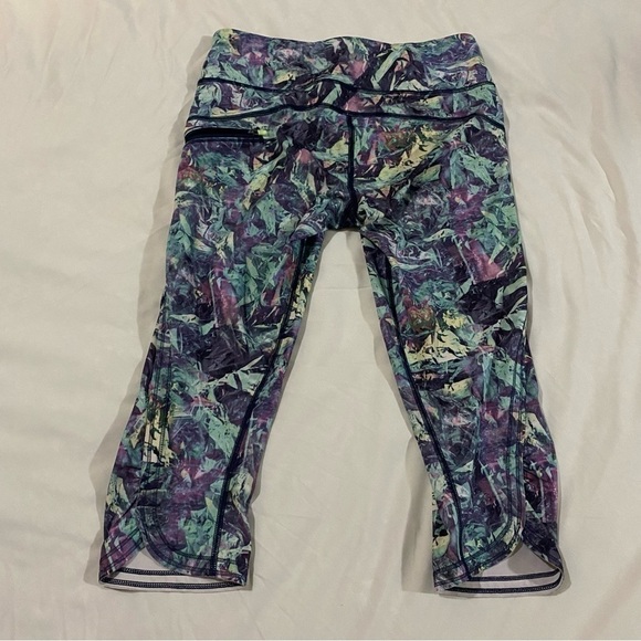 Lululemon  Capri multicolour size 6 - Picture 4 of 6